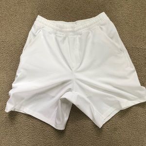 NWOT Lululemon 7” Pace Breaker Lined Shorts Small